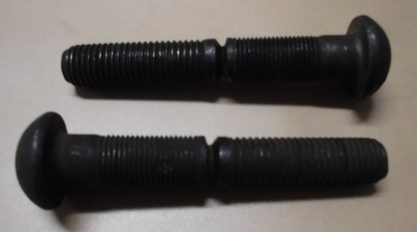 HUCK. BOLZEN 15,9 / L=19,0 HUCK. BOLZEN 15,9 / L=19,0