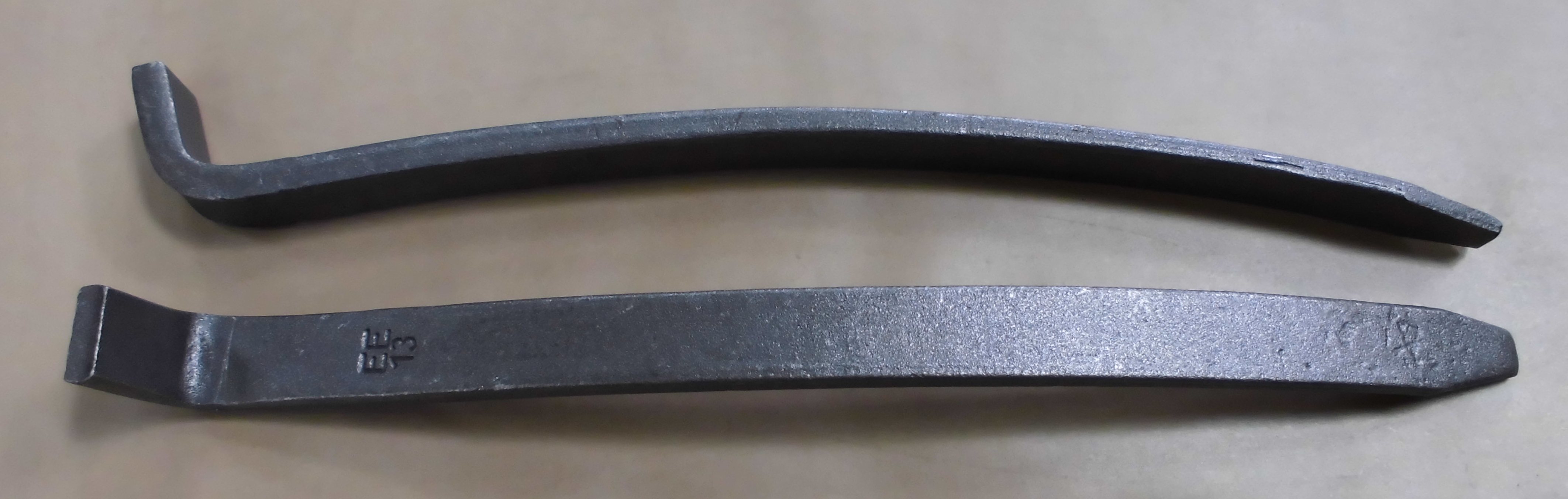 BREMSKLOTZKEIL 300 MM FÜR EINFACHSCHUH BREMSKLOTZKEIL 300 MM FÜR EINFACHSCHUH