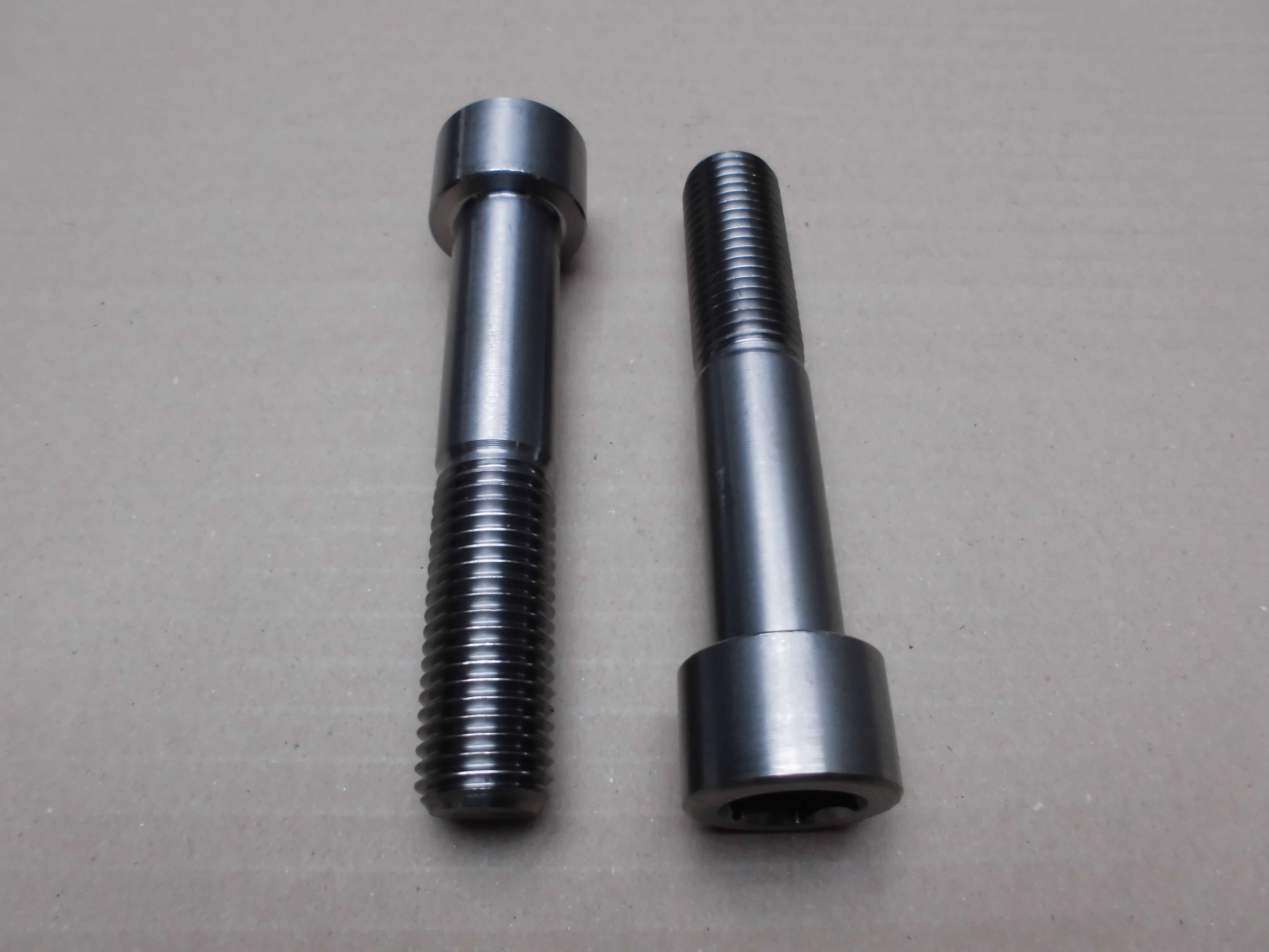 ZYL-SHR-M20X105-CRMO4-912 ZYL-SHR-M20X105-CRMO4-912