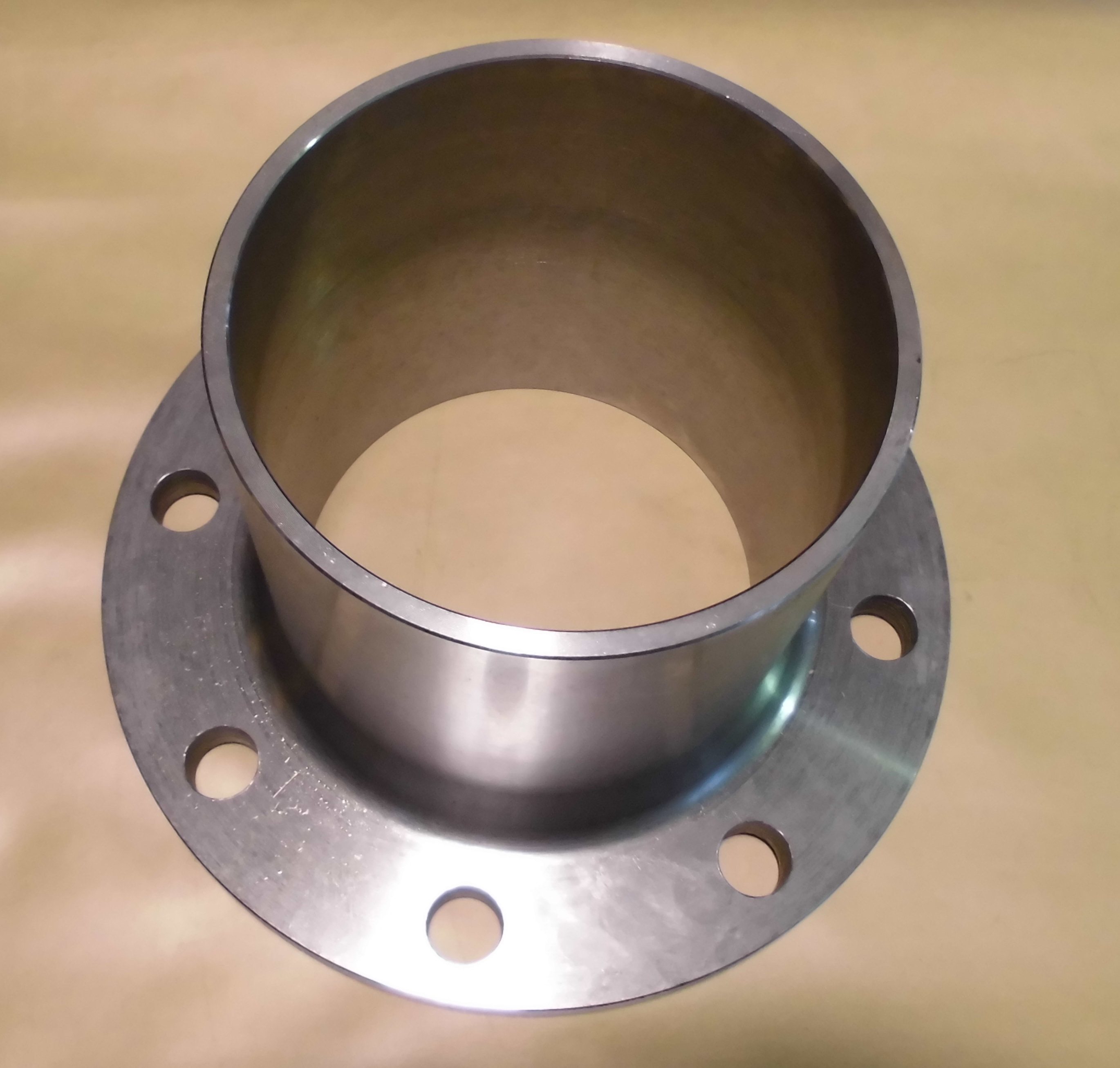 FLANSCH MIT STUTZEN DN 150-C22.8 FLANSCH MIT STUTZEN DN 150-C22.8
