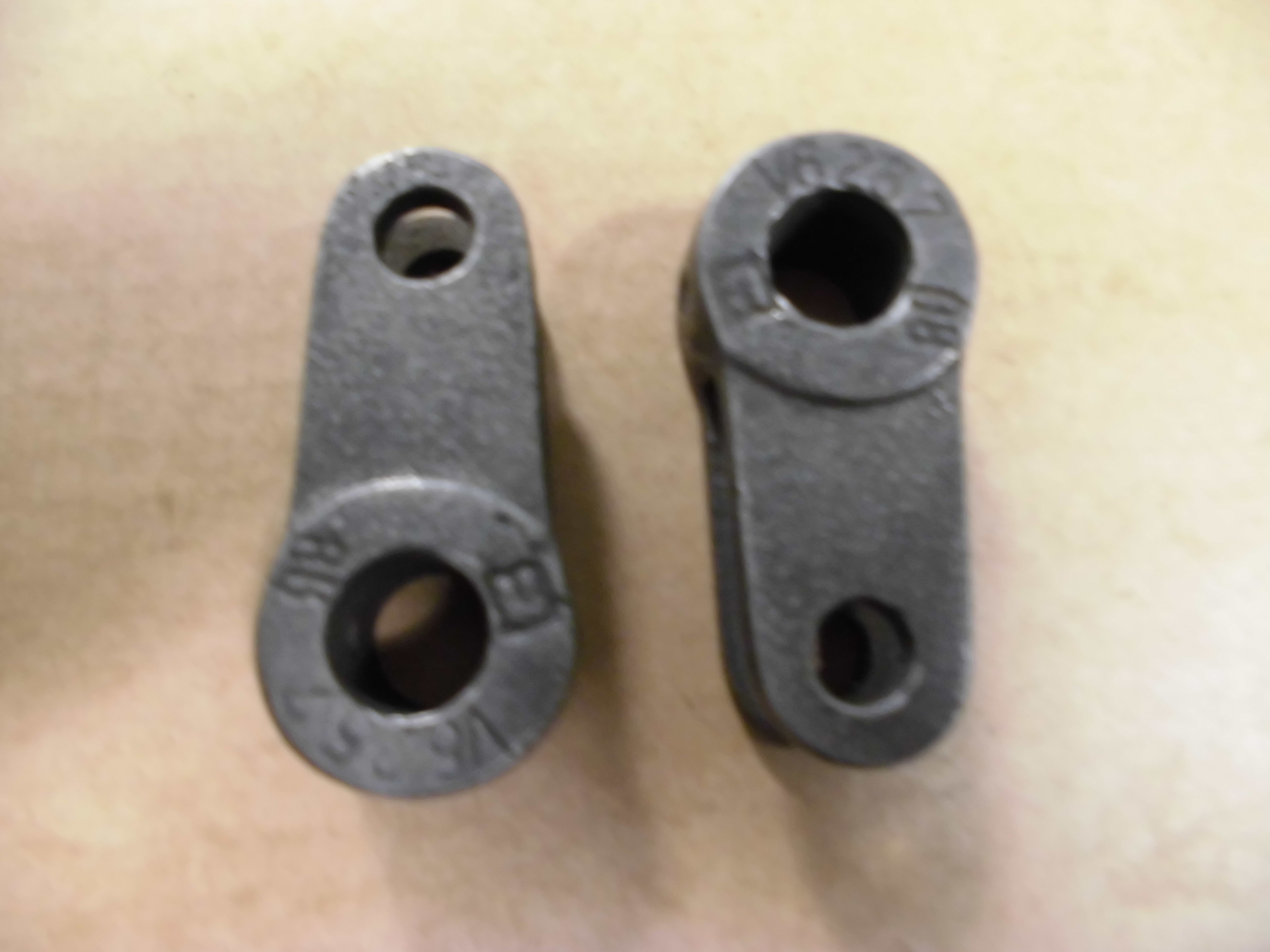 GABELHEBEL 2-ARMIG B=15MM
